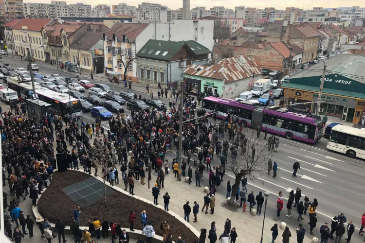 Clujul a protestat pentru AUTOSTRĂZI. #șieu cu imagini fabuloase din Mărăști - VIDEO