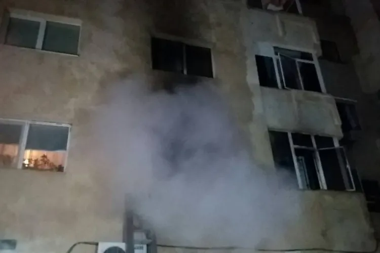 Explozie la un apartament de pe strada Fântânele. Un piroman a dat foc locuinței - VIDEO