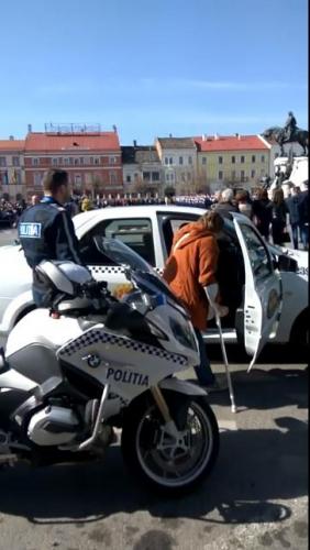 femeie handicap 1.jpg