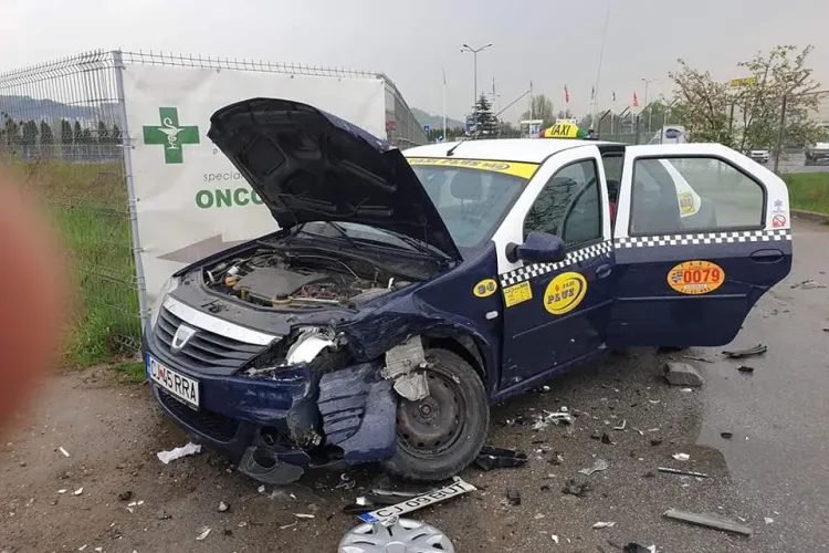 Accident la Metro! Șoferul a fugit de la locul accidentului - FOTO