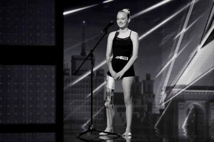 Gimnasta fără un picior care a impresioant o țară întreagă la ”Românii au talent” a murit. Avea 15 ani