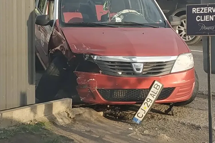 Accident pe strada Bună Ziua - FOTO