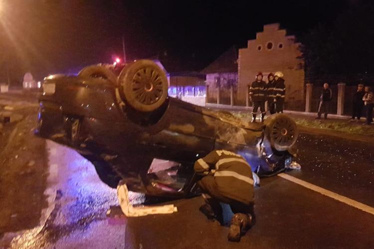 Accident cu 5 victime la Cluj. O șoferiță beată s-a răsturnat cu mașina FOTO