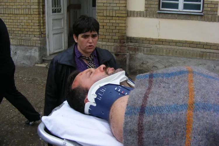 Doi politisti de la Brigada de Crima Organizata Cluj au fost trimisi in judecata pentru ca au snopit in bataie un om nevinovat