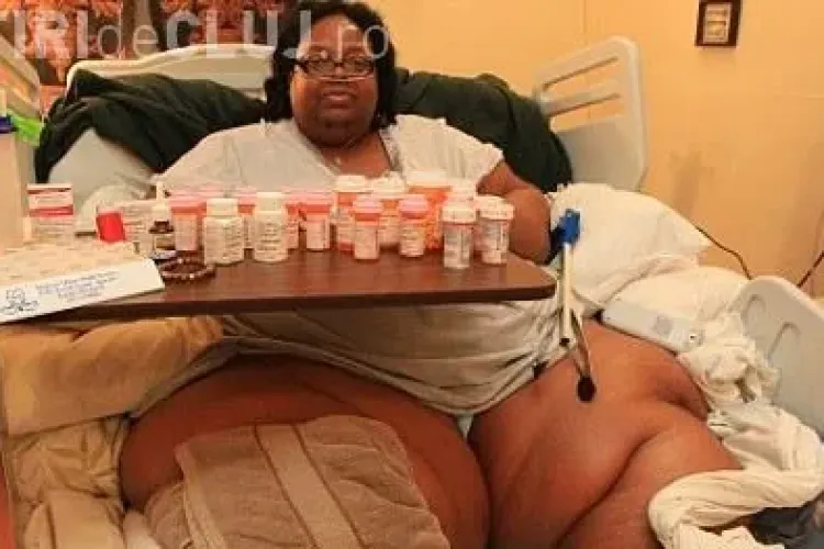 Vezi cum arata cea mai grasa femeie din lume - FOTO 