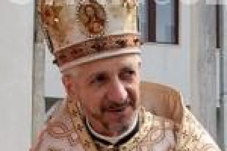 PS Florentin Crihalmeanu critica Guvernul in pastorala de Craciun, pentru ca a redus indemnizatia pentru copii