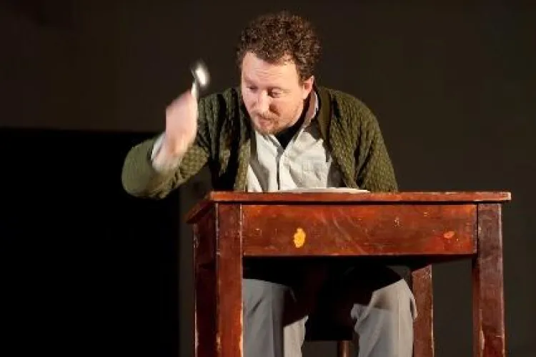 Festivalul Interferente: Jurnalul unui nebun, de N.V. Gogol, vineri, la Casa Tranzit