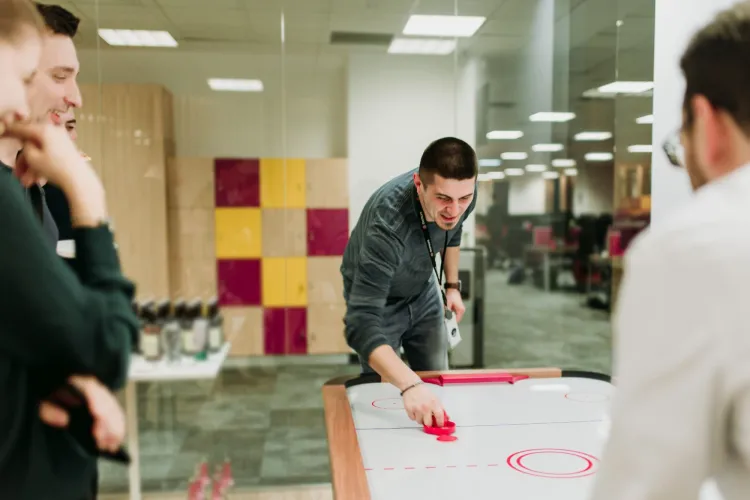 Thomsons Online Benefits se dezvoltă la Cluj, unde deschide al doilea birou. Ioana Ielciu este director general pentru România 