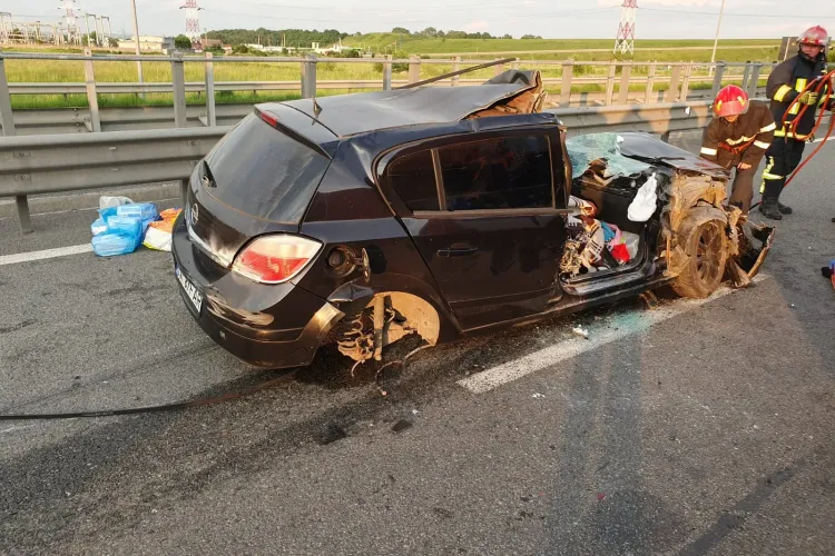 Accident cu trei victime pe Autostrada A3, în zona Turda. Traficul spre Mureș a fost blocat FOTO
