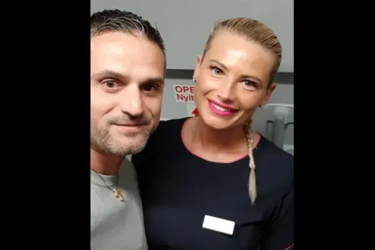 Gestul unei stewardese din Cluj a impresionat un pasager: ”WizzAir, te iert pentru toate întârzierile!”