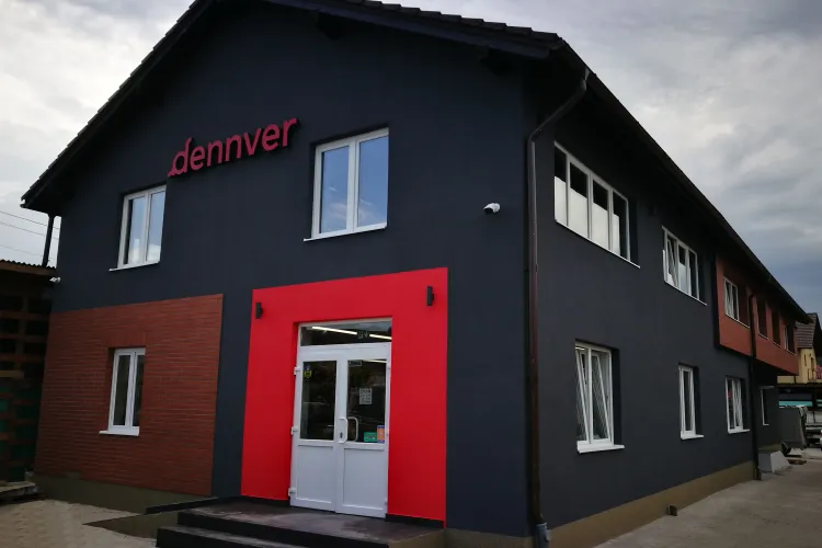 Celebrul brand clujean Dennver se reinventează, după 25 de ani! Se extinde magazinul din Florești, cu oferte speciale pentru clienți FOTO