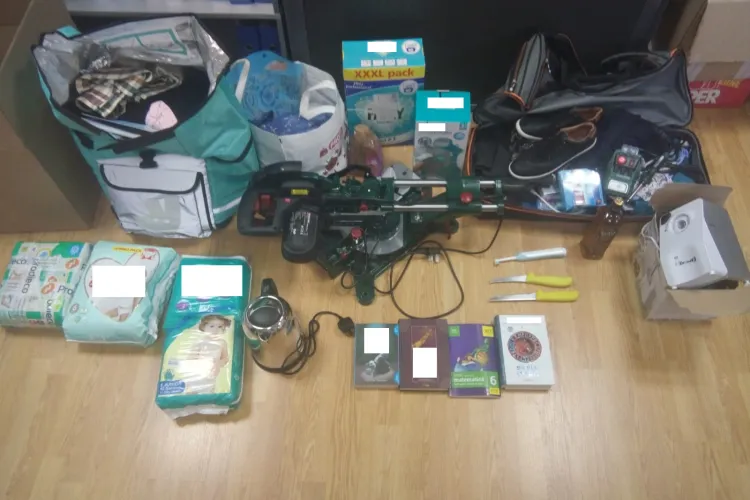 CLUJ: Hoț prins de polițiști după ce a furat bunuri de peste 8.000 de euro. Ce i-au găsit oamenii legii în casă FOTO