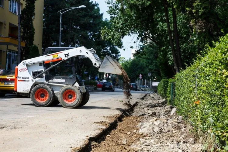 ATENȚIE, ȘOFERI! Mai multe străzi din Cluj-Napoca intră în reabilitare