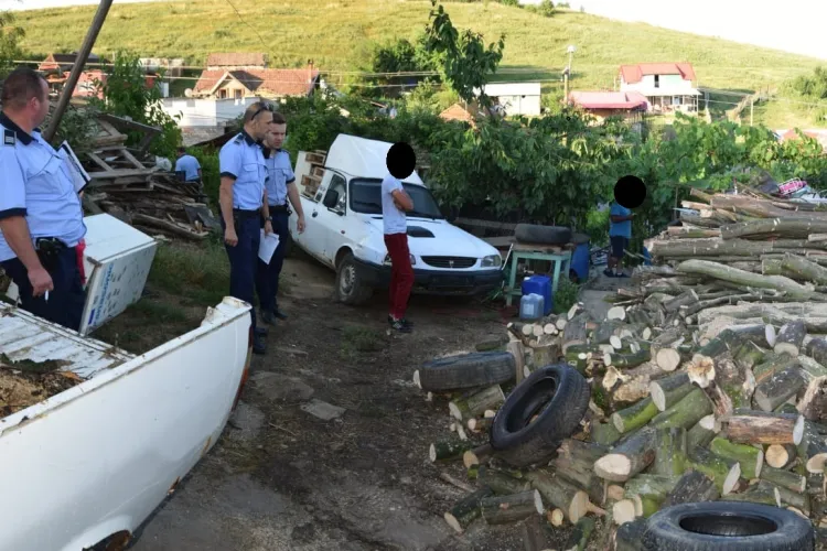 Spărgători de locuințe, prinși de polițiștii clujeni. Unul dintre ei a ajuns în spatele gratiilor FOTO