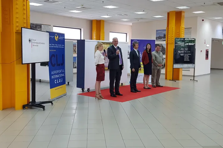 La Aeroportul Cluj a fost vernisată expoziția ”La Masă” - FOTO