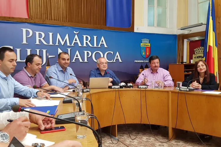 Boc spune ca nu stie ca a fost dat in judecata pentru ca nu face conferinte de presa - VIDEO