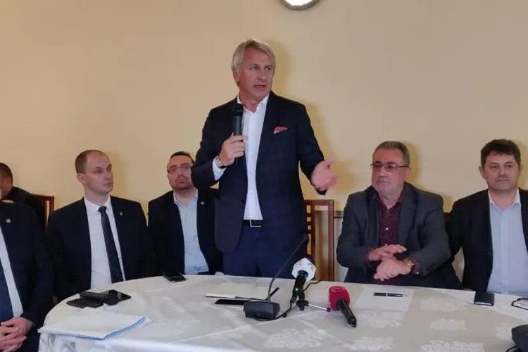 Teodorovici jignește personalul din sistemul sanitar: Îi lipseşte calitatea umană