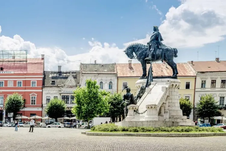 Cea mai lingușitoare postare făcută VREODATĂ despre Cluj: Însuși Dumnezeu a oferit îndrumare