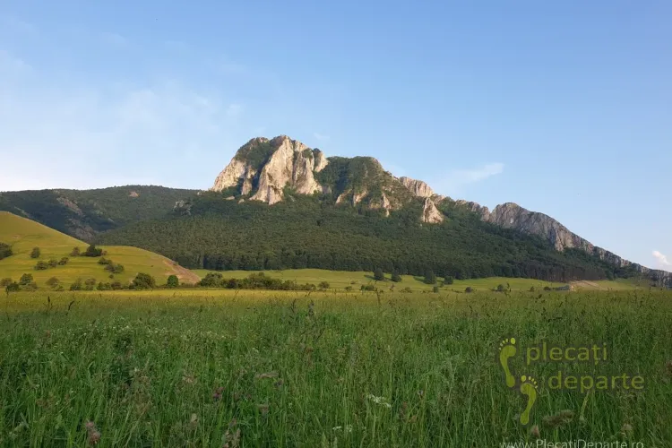 RIMETEA & PIATRA SECUIULUI - excursie pe un traseu turistic usor, vara - VIDEO