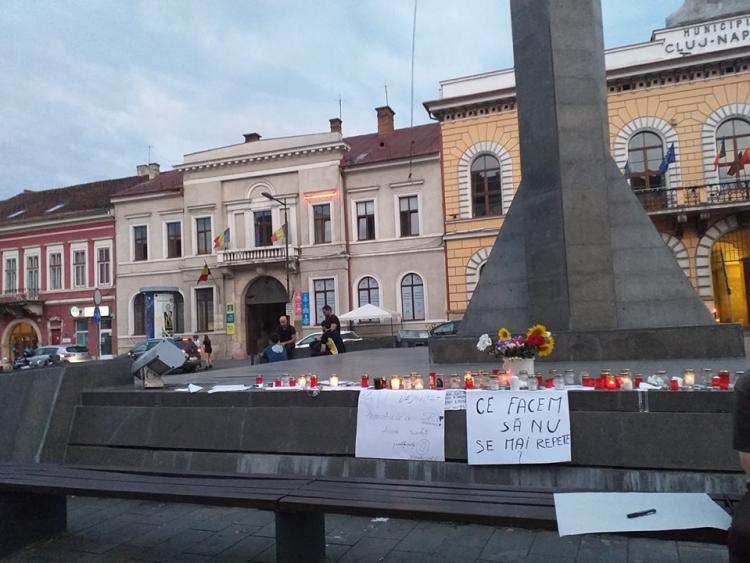 A Doua Zi De Proteste La Cluj In Memoria Fetelor Ucise La Caracal