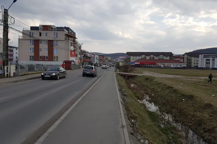 Au început lucrările la strada Eroilor din Florești
