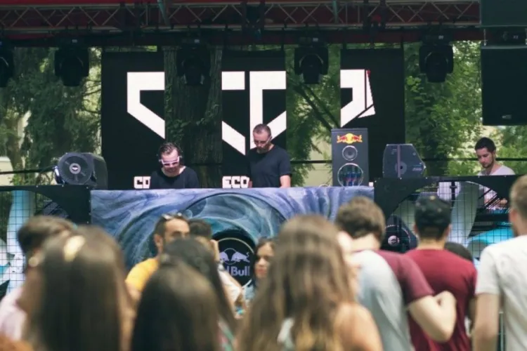 Interviu cu DJ -ul clujean, Cristian Daniel, reprezentantul CDJ. Din pasiunea pentru muzică a făcut o afacere