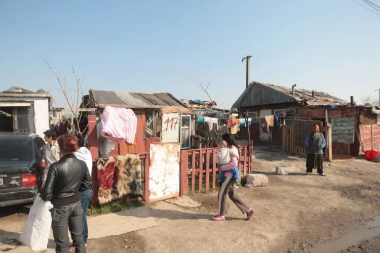 Cluj: Doi recidiviști au jefuit un clujean care mergea să hrănească porcii, având mii de lei în buzunare. Poliția a lucrat ca la carte