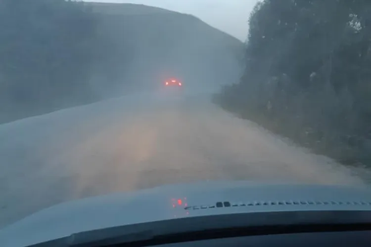 ”Furtuni de nisip” ca în Sahara pe drumul județean de la Lita - FOTO