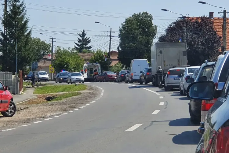 Biciclist lovit de mașină pe drumul dintre Turda și Câmpia Turzii FOTO