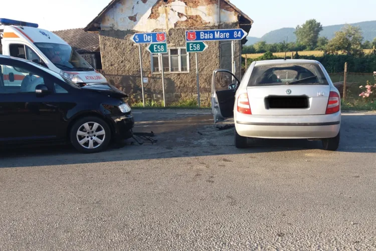 CLUJ Un șofer neatent a fost rănit, după ce a cauzat un accident FOTO 