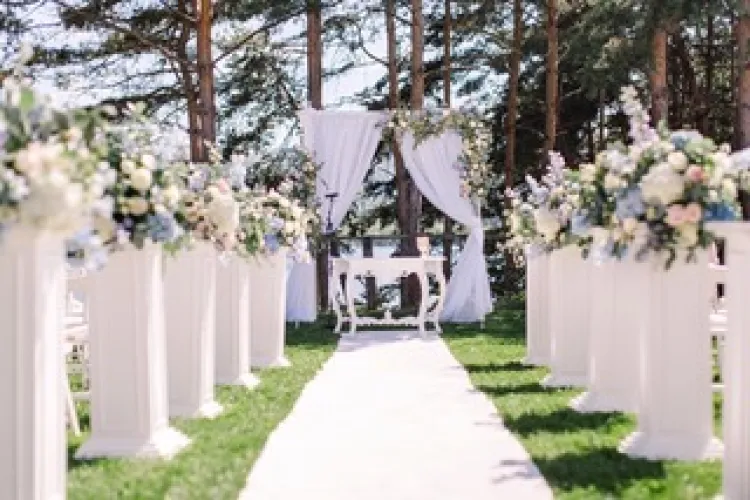 Evenimentele de 5 * ale Clujului. Nunțile ca în povești, galele demne de Marele Gatsby sau evenimentele corporate poartă aceeași semnatură: Vanilla Events 