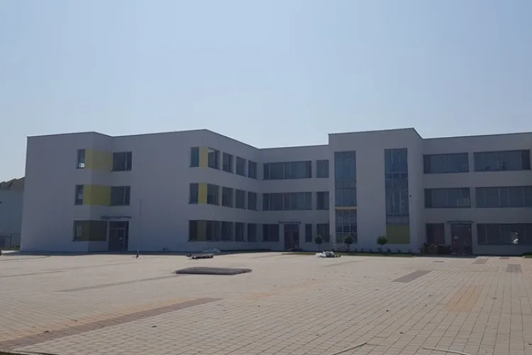 Cum arată noua școală și creșă din Florești. În 6-7 septembrie pot fi vizitate