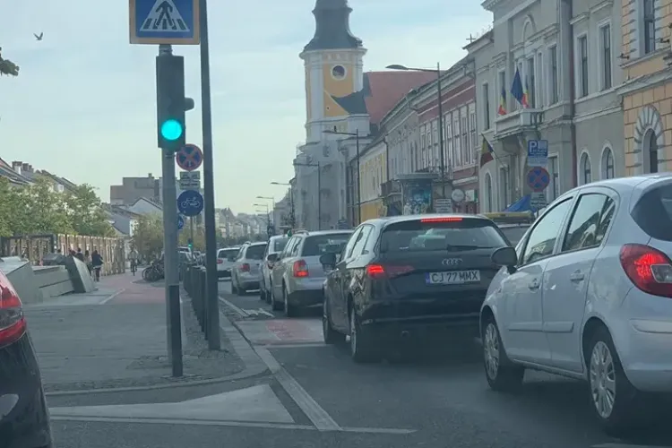 Cât de tare se mai poate aglomera Clujul? Cate masini au cumparat clujenii in ultimul an