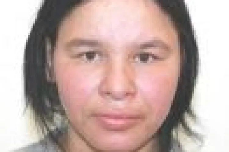 Femeie acuzată de comiterea unei agresiuni, căutată de polițiștii clujeni. O recunoașteți? FOTO