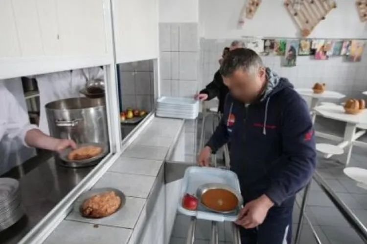 Un deţinut de la Aiud a făcut plângere pentru că nu a primit meniul dorit în închisoare