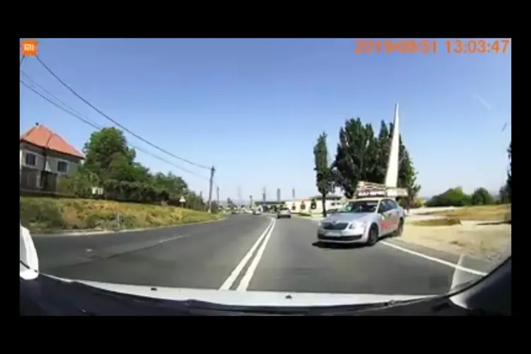 Asa se omoara oamenii pe Calea Turzii. Politia sa-i ia permisul - VIDEO