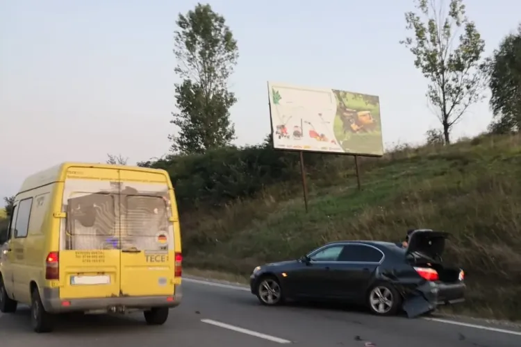Accident în Vâlcele, cu trei răniți - VIDEO/FOTO