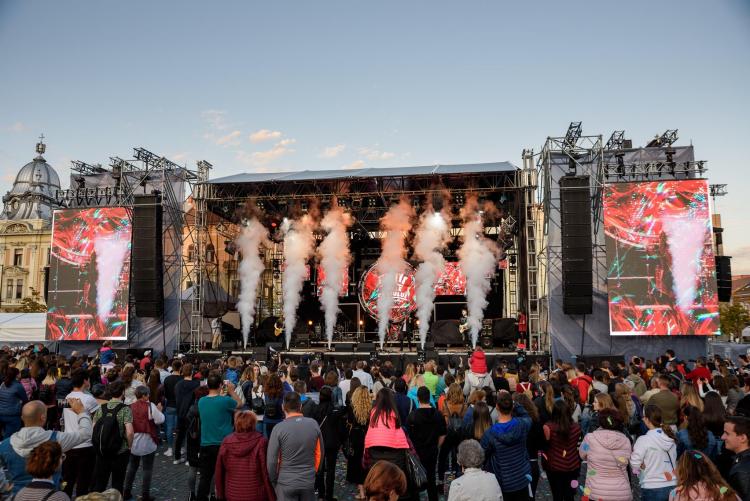 concerte piata unirii 4.jpg