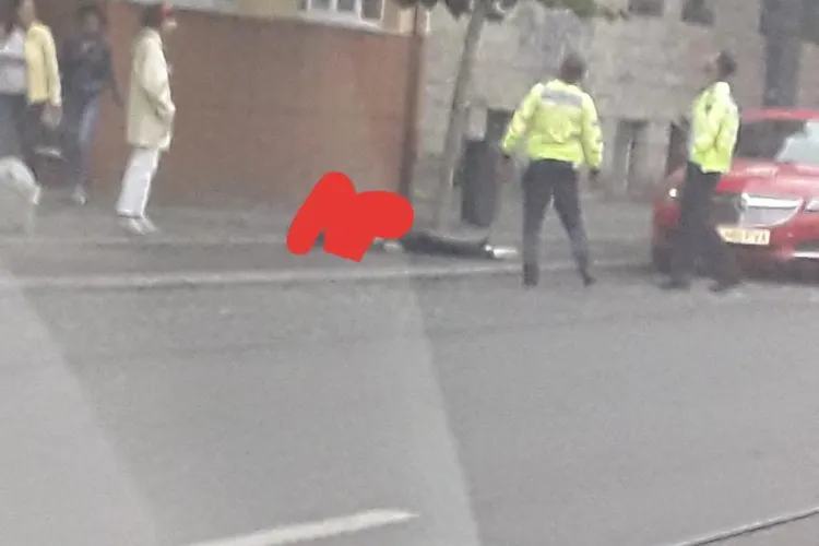 Tentativă de sinucidere din dragoste, pe strada Horea. S-a aruncat de la etaj - FOTO