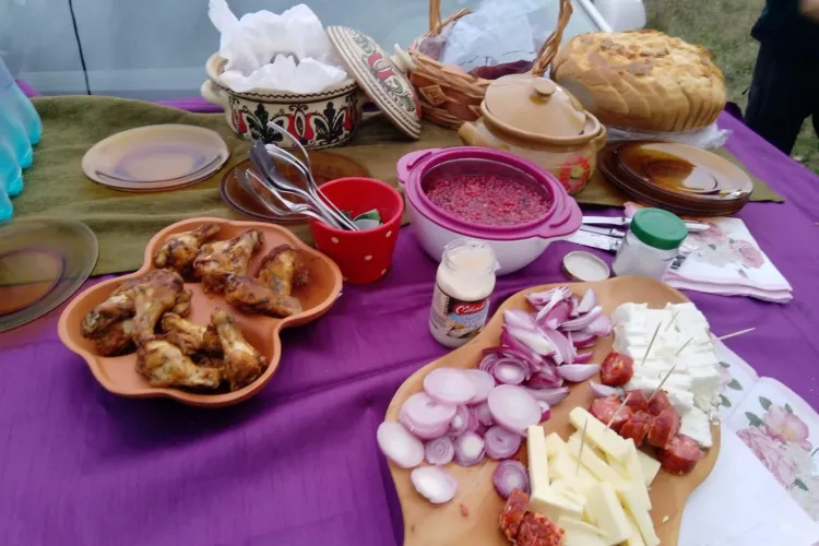 ”Primărița” din Turda a făcut curățenie în pădurea din cartierul Micro 3 - FOTO