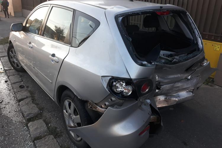 Accident cu trei mașini în Someșeni. Șoferul vinovat avea o alcoolemie RECORD FOTO