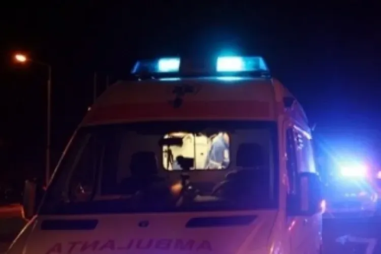 Vremea rea face victime la Cluj. Un autoturism s-a răsturnat pe marginea drumului