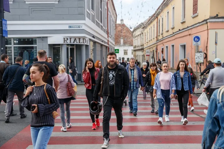 Primăria îi îndeamnă pe clujeni să meargă pe jos, cu bicicleta sau trasportul în comun: Celebrăm Săptămâna Europeană a Mobilității