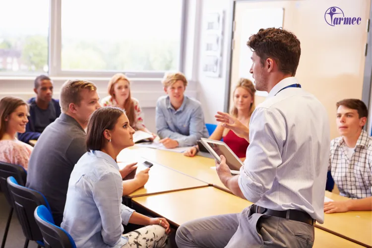 Farmec se implică activ în formarea profesională a elevilor ca viitori specialiști ai sectorului cosmetic