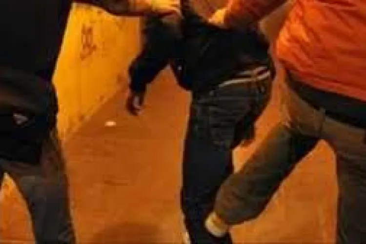 Tâlhar reținut de polițiștii clujeni după ce a jefiut doi tineri pe stradă, în Mănăștur