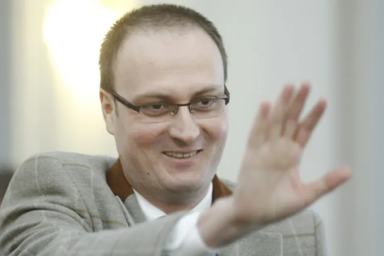 Ce avere are Alexandru Cumpănaşu. Venit anual de 1.1 milioane lei şi șase case