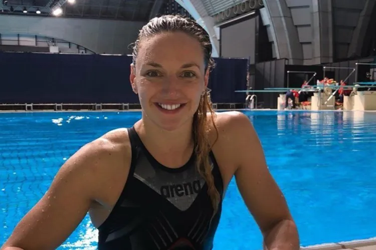 Campioana olimpica Hosszu Katinka a dat startul unui maraton de 24 de ore de înot la Cluj