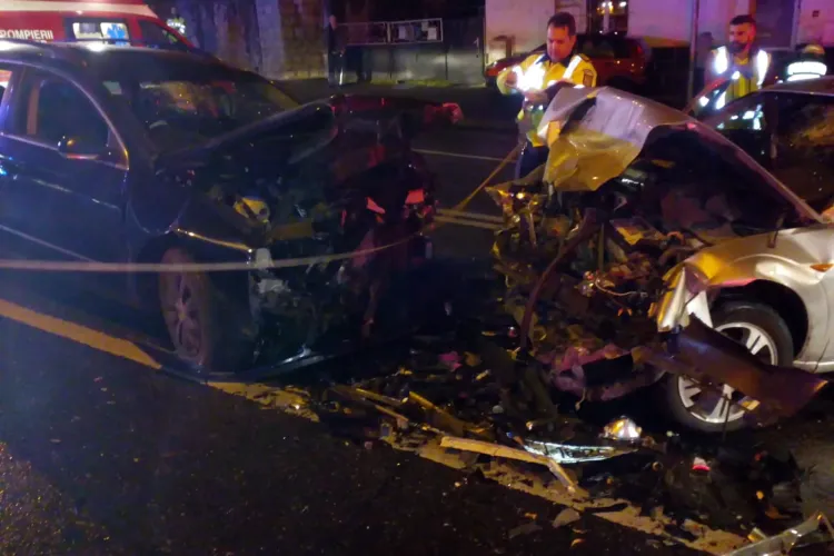 Accident pe Calea Turzii la intersecție cu strada Brașov - FOTO