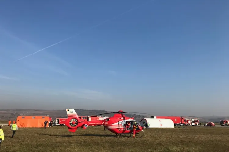 Super exercițiu de antrenament la Aeroportul Cluj. A fost testat modul de intervenție la un accident aviatic - VIDEO