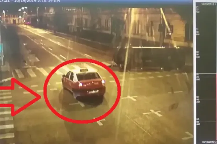 Să-l facem VEDETĂ! Cine e taximetristul care a nu a oprit la accidentul cu Ambulanța? - FOTO